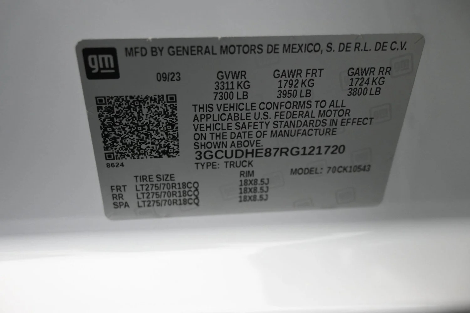 Used 2024 Summit White Chevrolet ZR2 image 30