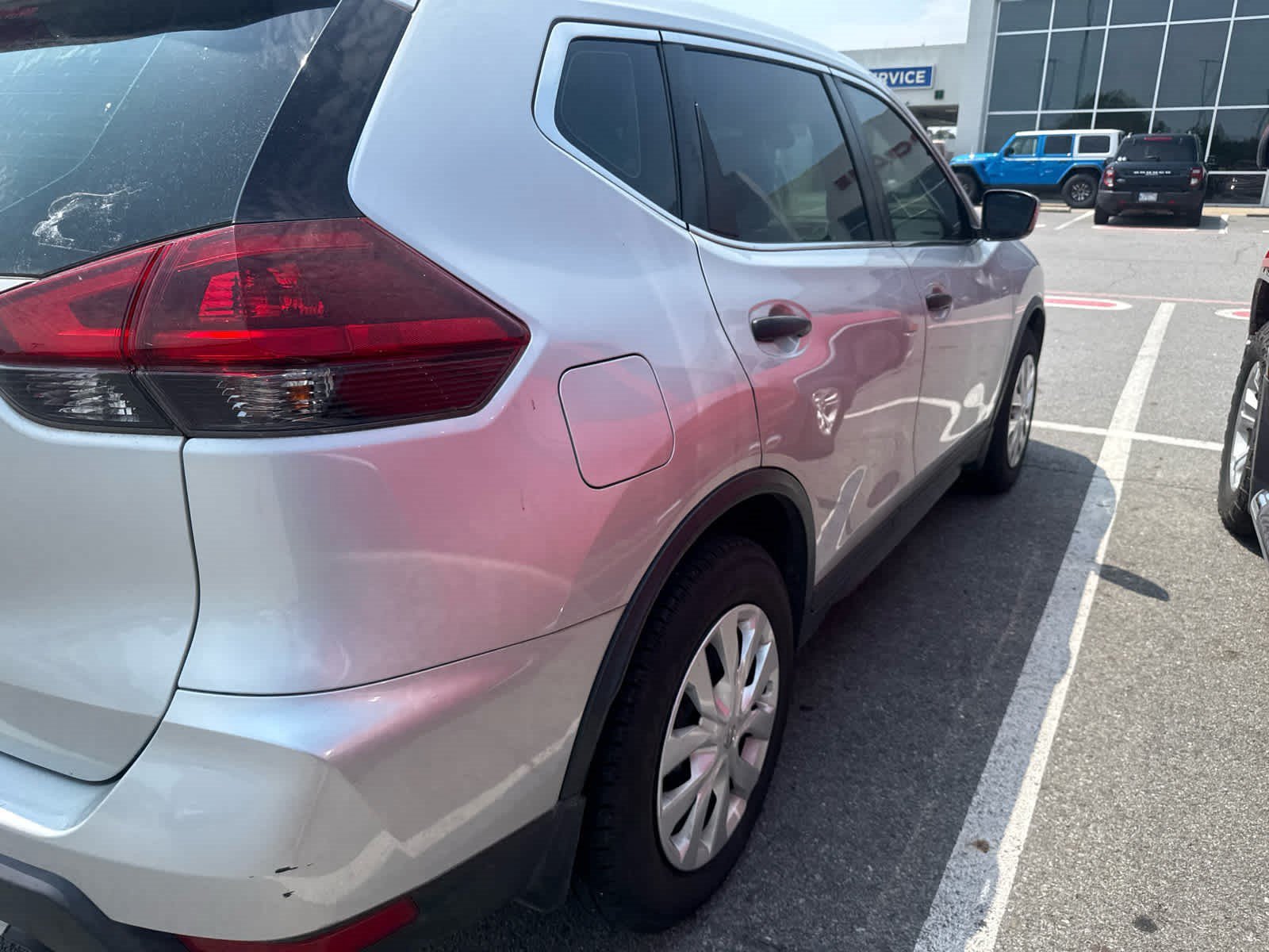 Used 2019 Brilliant Silver Metallic Nissan S image 3