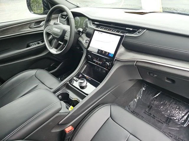2024 Jeep Grand Cherokee L Limited - Photo 13