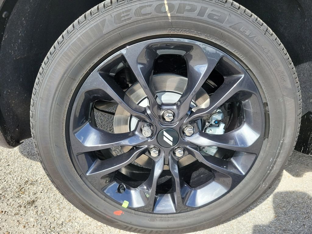 New 2026 Diamond Black Clear-Coat Exterior Paint Dodge GT image 7