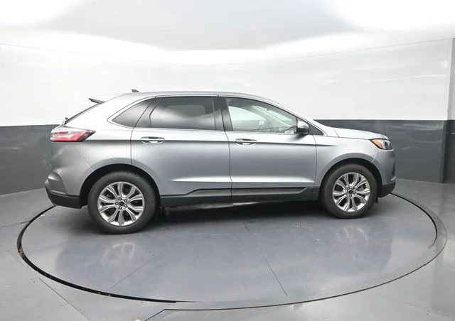 Used 2024 Silver Ford Titanium image 9