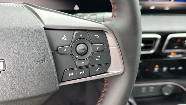 New 2026 White Nissan SR image 12