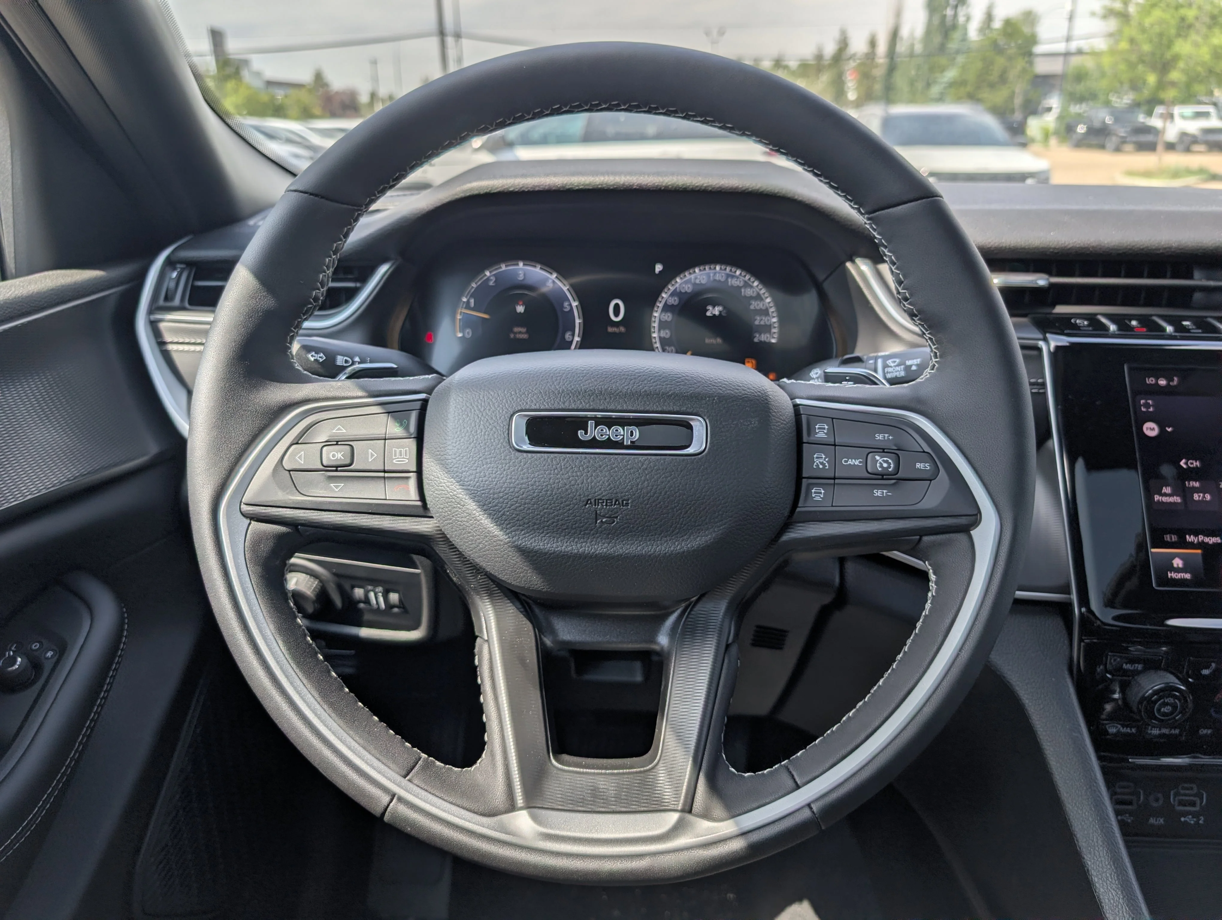 New 2025 Bright White Jeep Altitude image 23