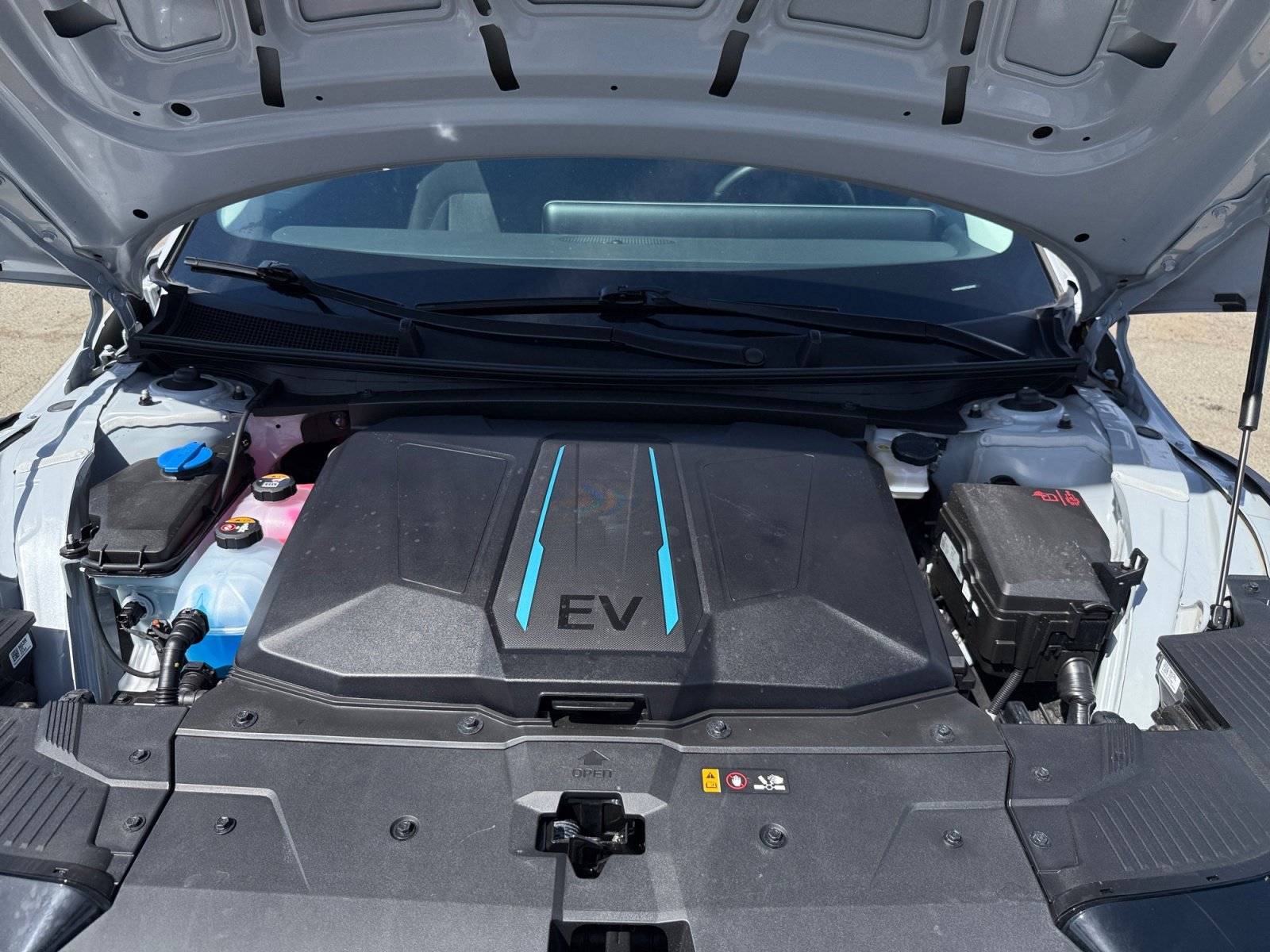 Used 2024 Cyber Gray Hyundai SEL image 20