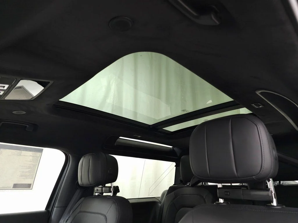 2025 Land Rover Defender V8 - Photo 20