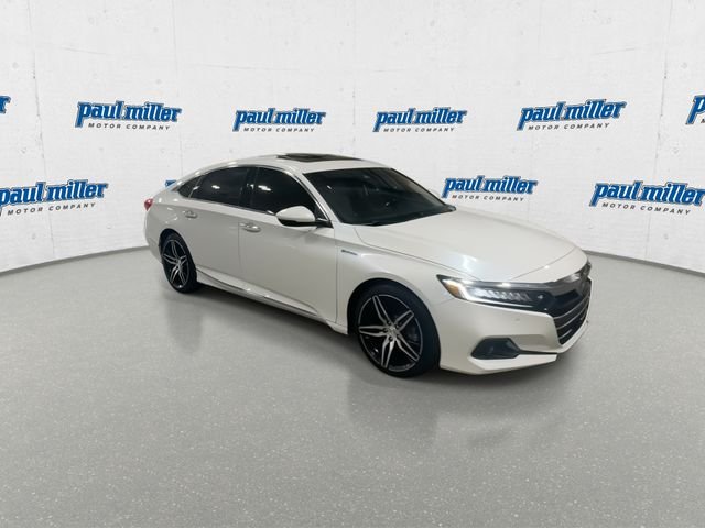 Certified Used 2022 White Honda Touring image 13