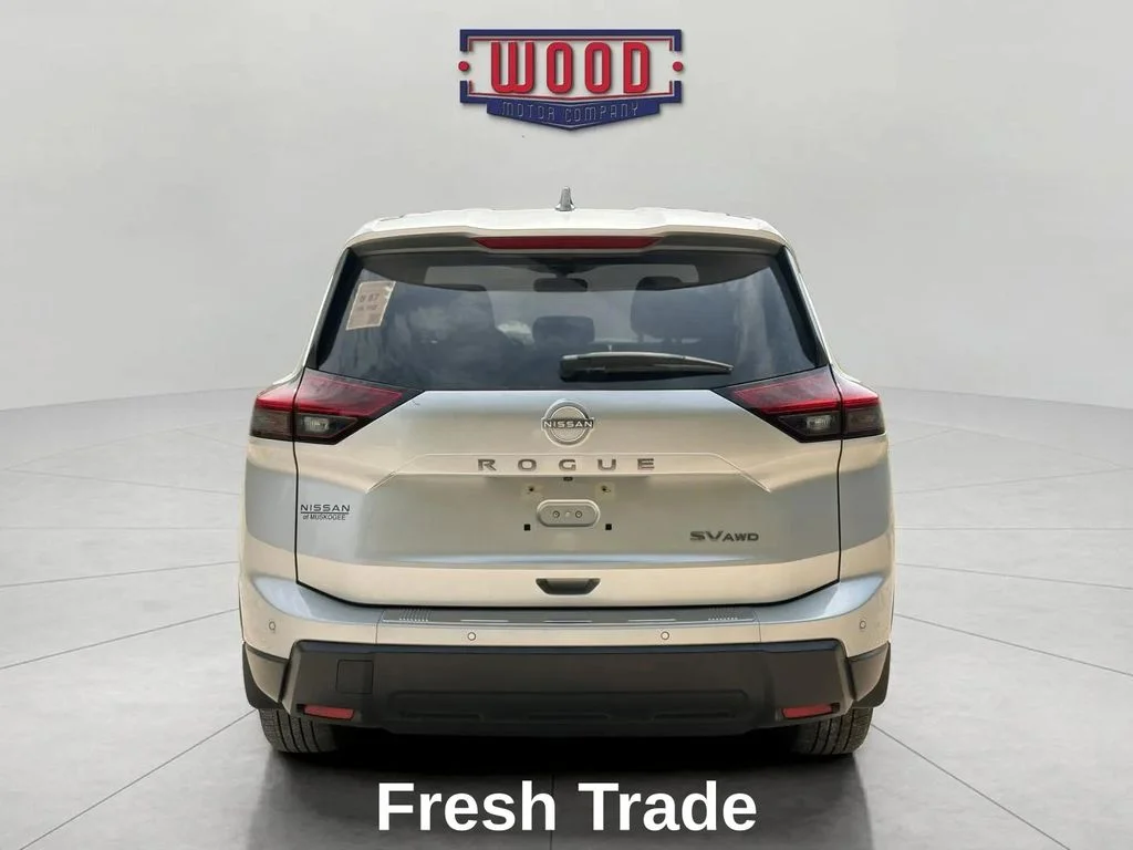 Used 2024 Brilliant Silver Metallic Nissan SV image 5
