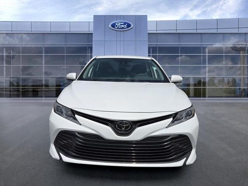 Used 2019 Super White Toyota LE image 3