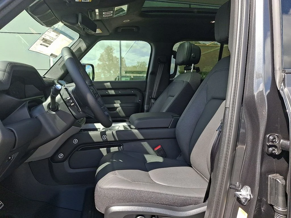 New 2026 Carpathian Grey Land Rover V8 image 9