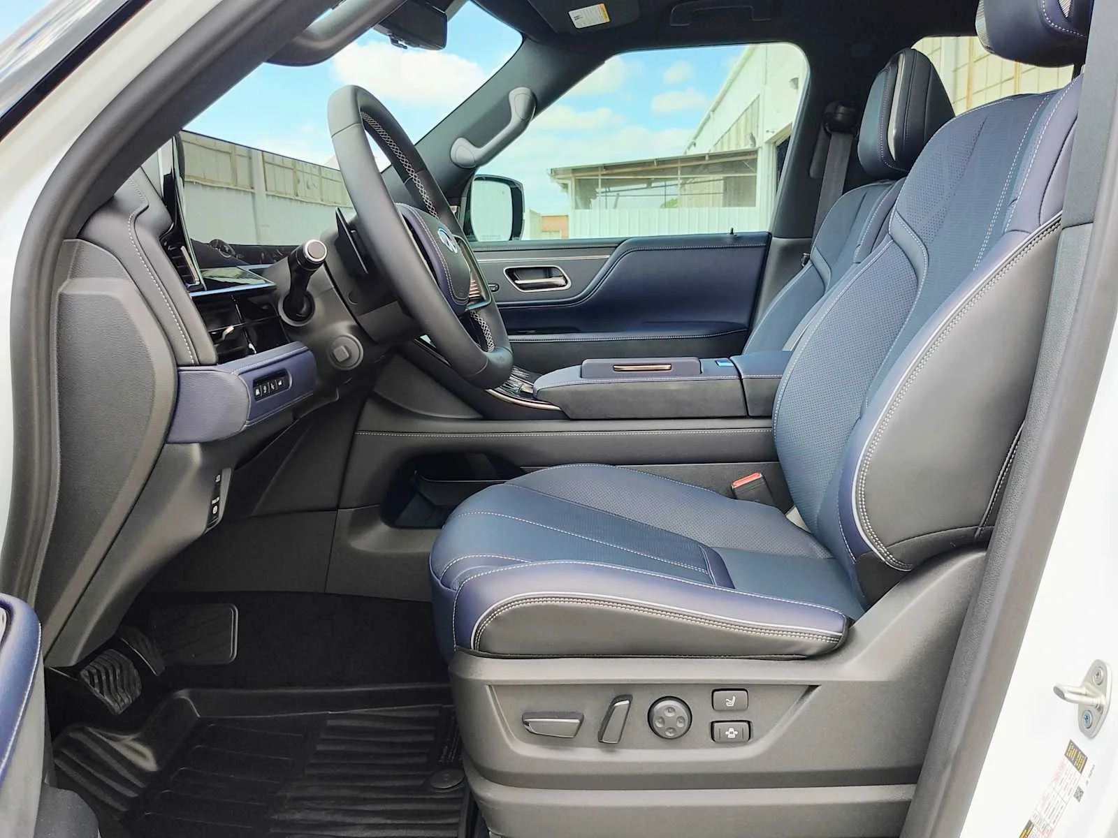 New 2026 RADIANT WHITE INFINITI Sport 4WD image 12