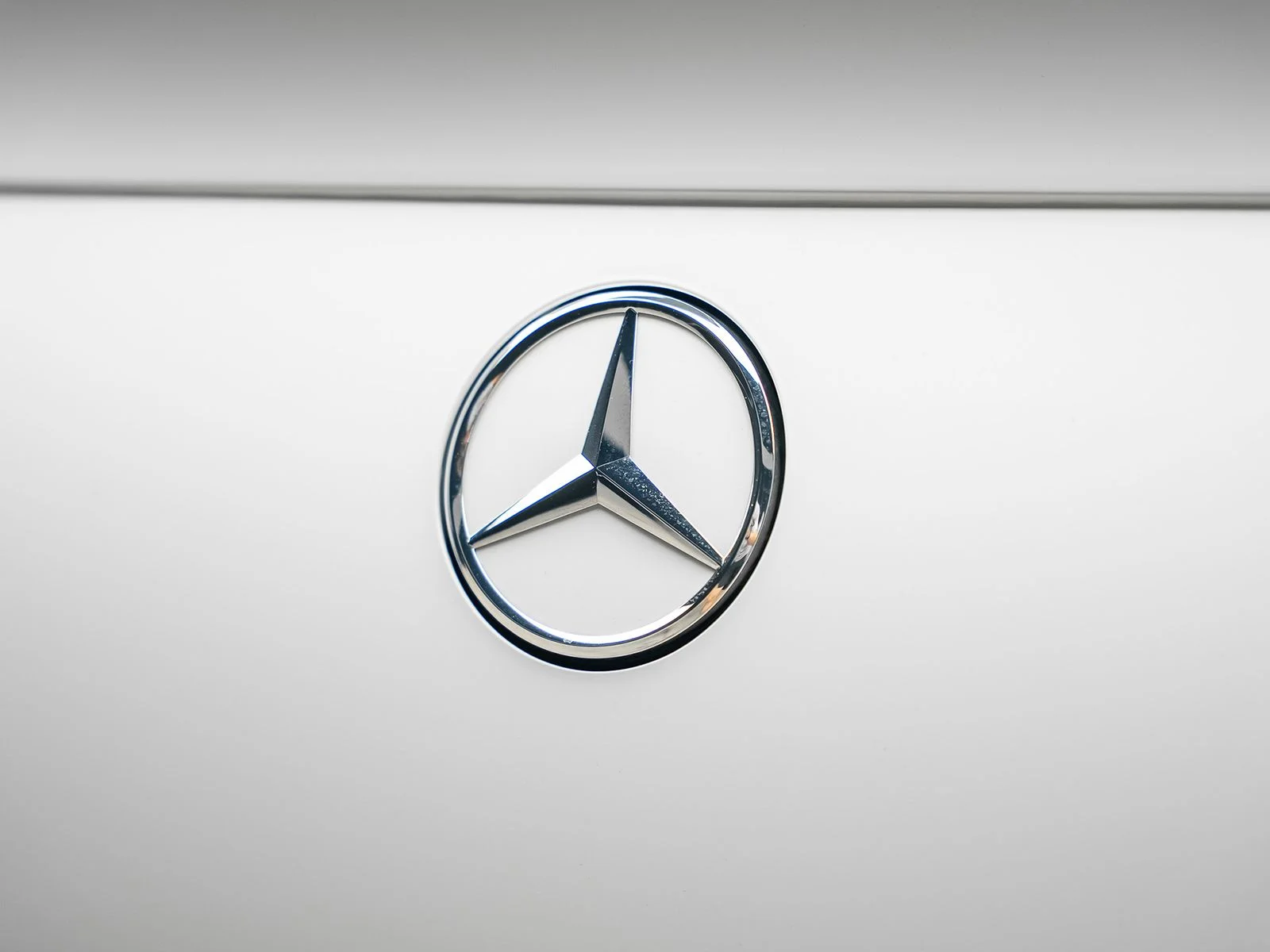 Used 2025 White Mercedes-Benz GLE 63 S AMG® image 21