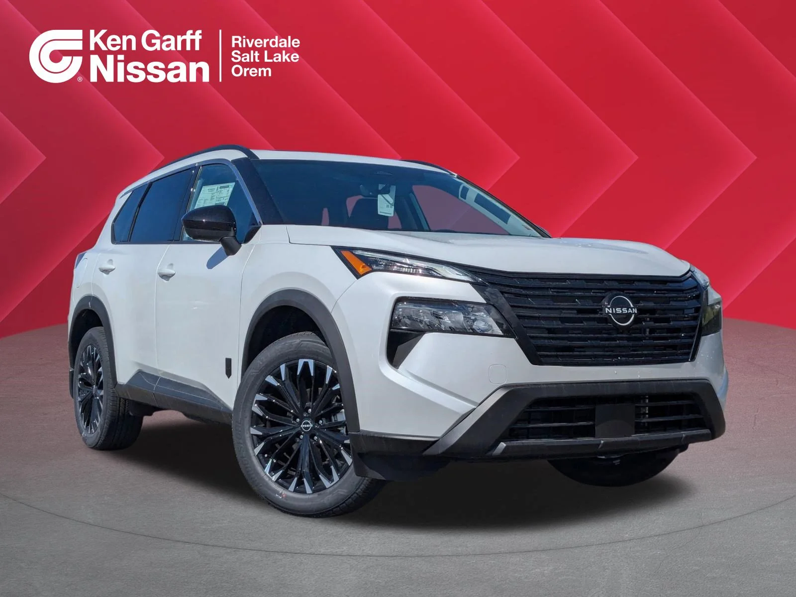 2026 Nissan Rogue Dark Armor AWD's photo