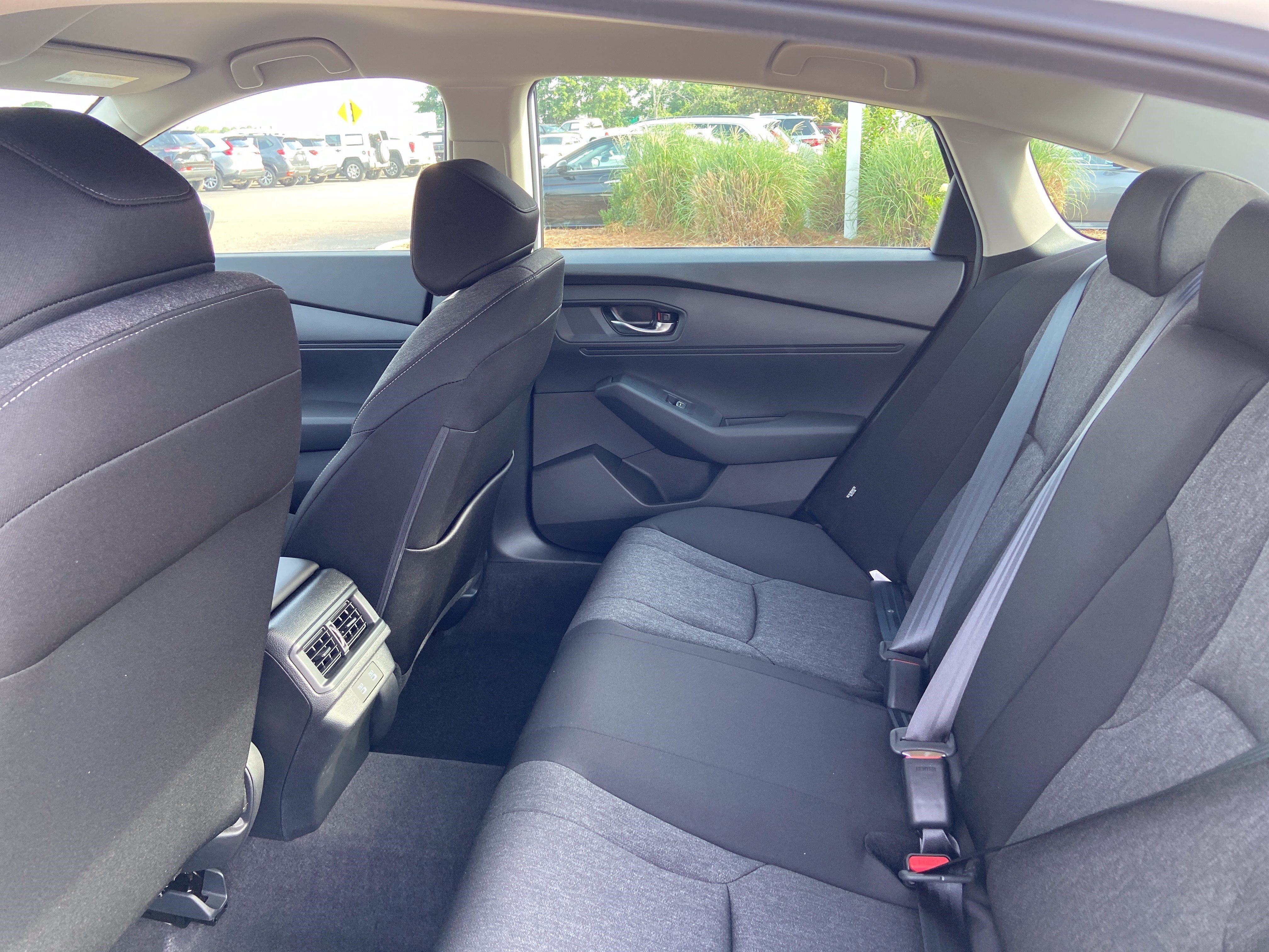 New 2026 Platinum White Pearl Honda LX image 20