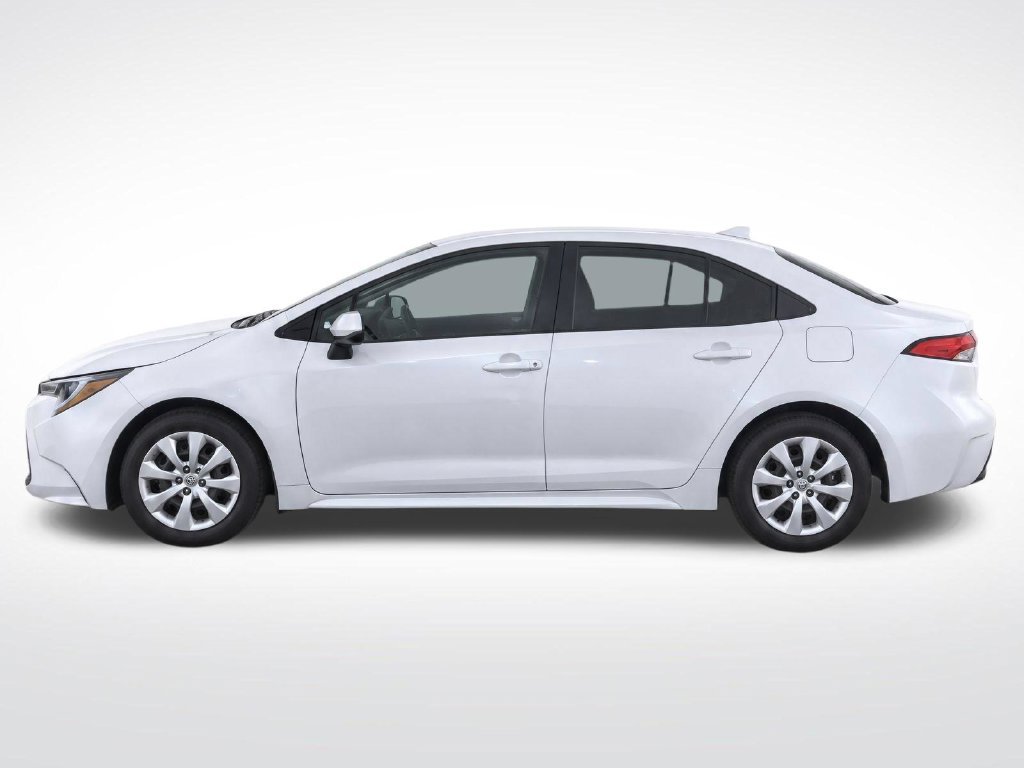 Used 2025 Beige Toyota LE image 7