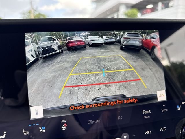 2024 Lexus GX Premium - Photo 17