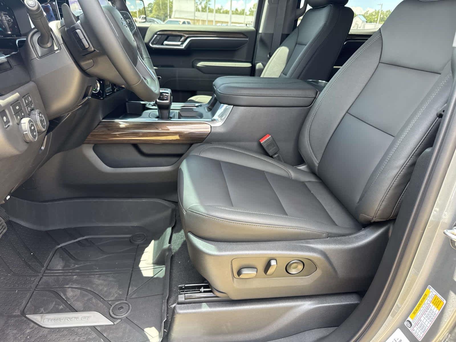 New 2026 Sterling Gray Metallic Chevrolet RST image 11