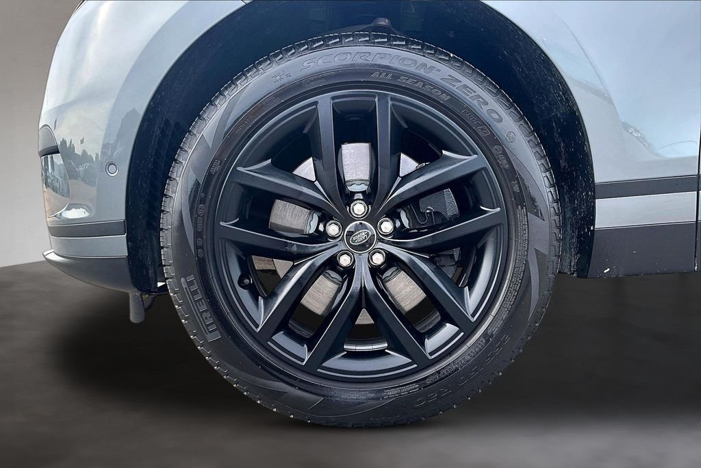 Used 2026 Gray Land Rover S image 8