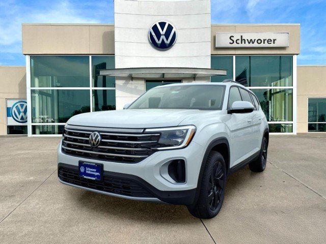 2026 Volkswagen Atlas SE w/Tech - Photo 8