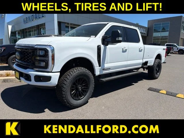 New 2026 Oxford White Ford XLT image 1