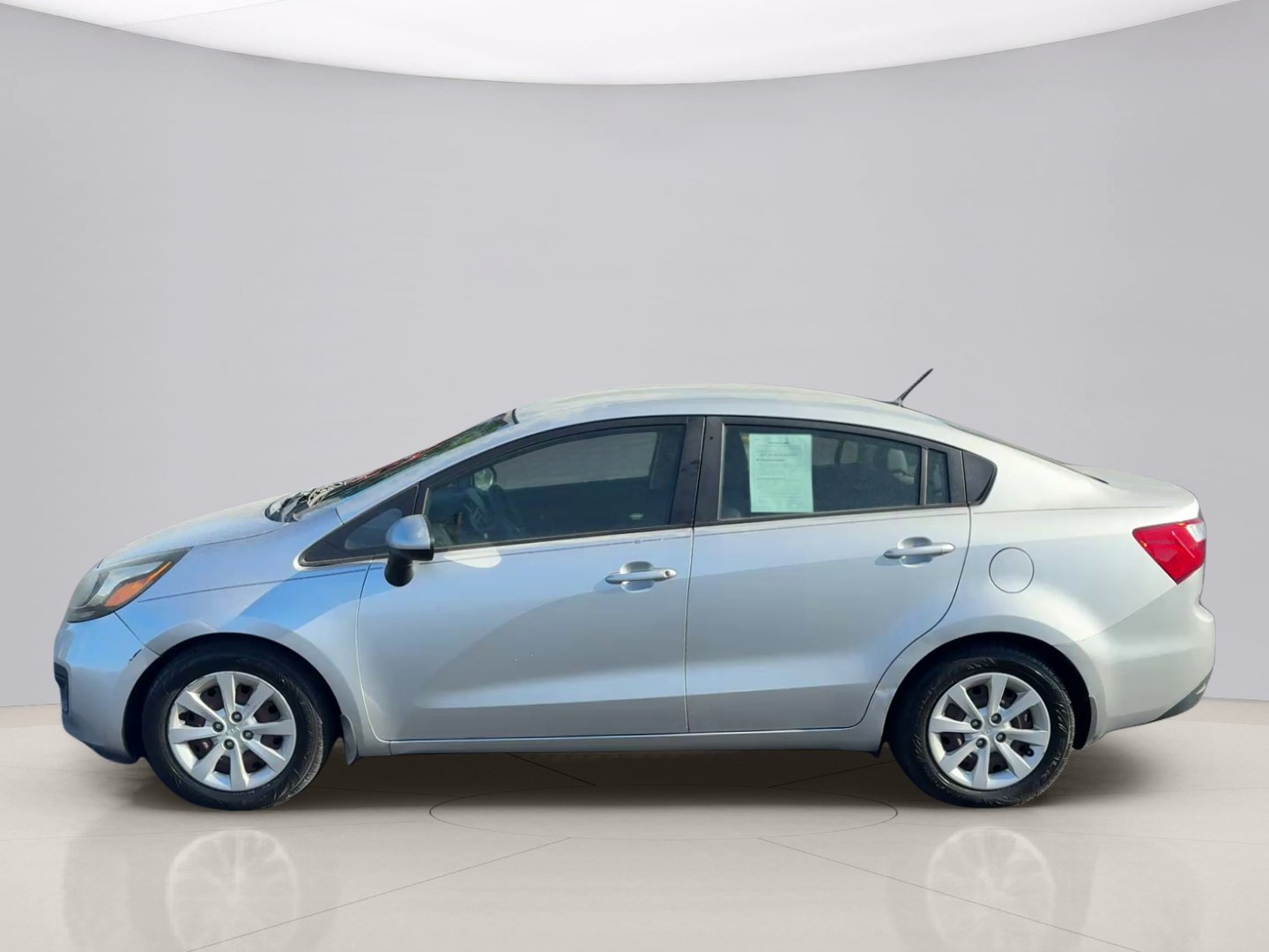 Used 2014 Silver Kia LX image 2