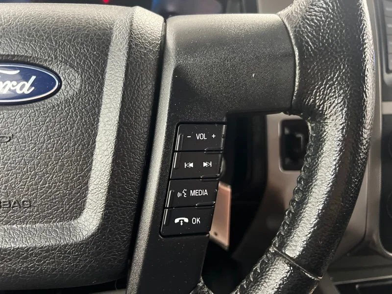 Used 2017 Gold Ford XLT image 21