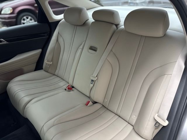 Used 2021 Silver Genesis 2.5T image 17