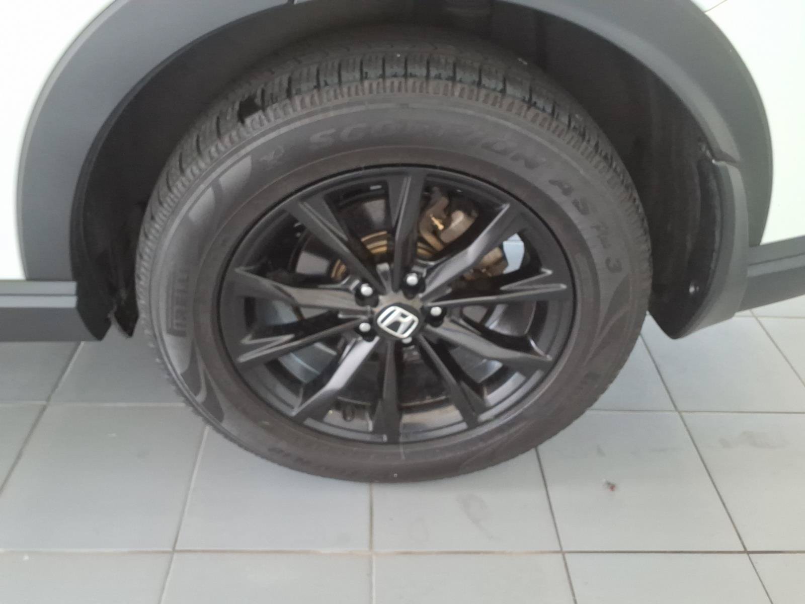 2024 Honda CR-V Sport-L - Photo 18