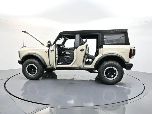 2025 Ford Bronco 4-Door Badlands - Photo 70