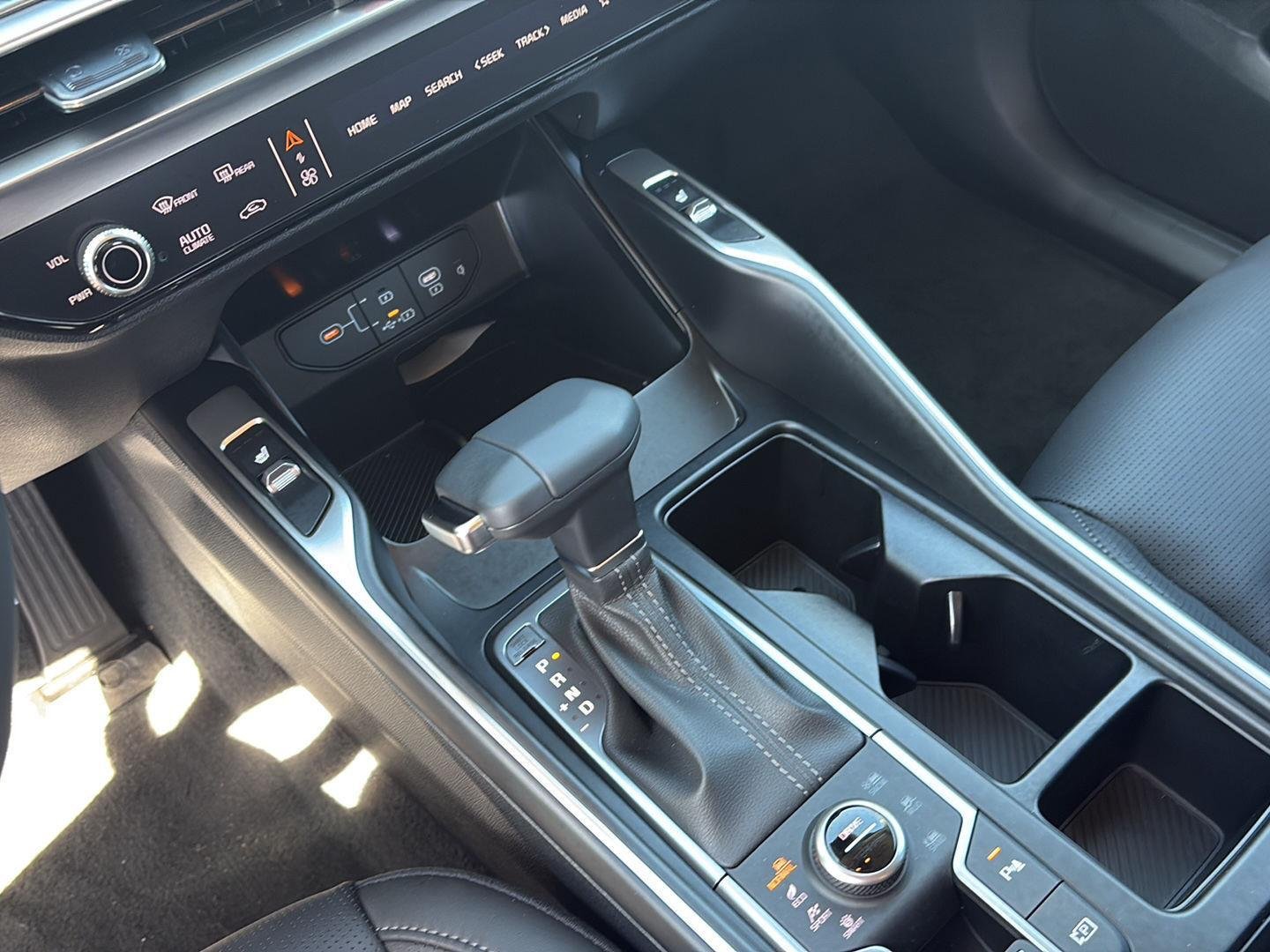 2026 Kia Sorento EX - Photo 14