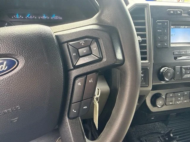 Used 2020 White Ford XL image 17