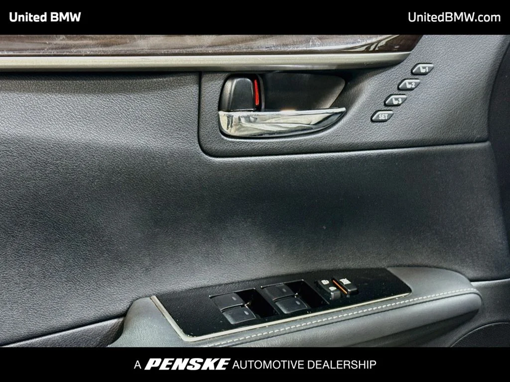 Used 2018 Silver Lexus 350 image 3