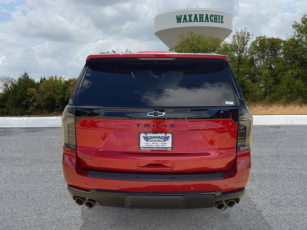 Used 2025 Red Chevrolet Z71 image 4
