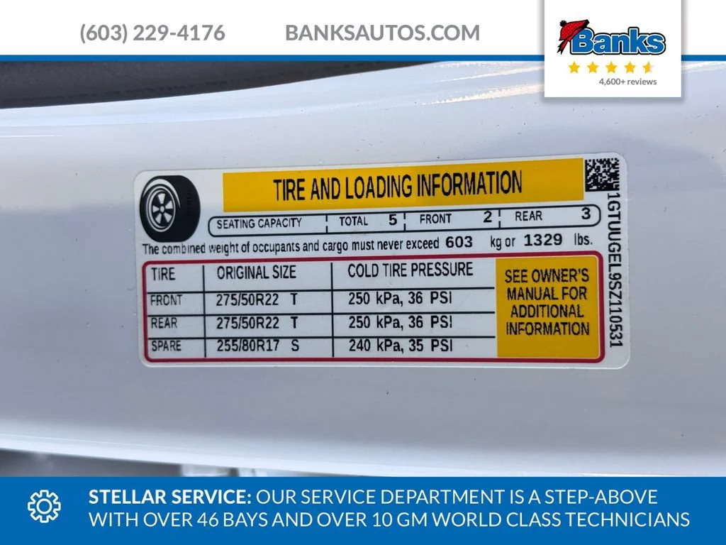 Certified Used 2025 White Frost Tricoat GMC Denali image 9