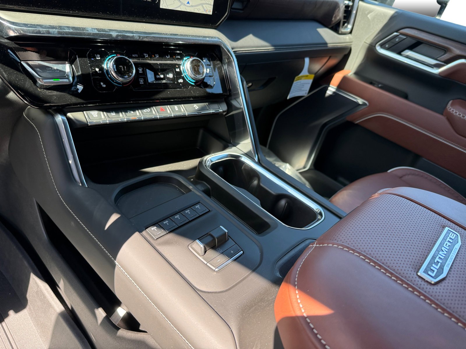 2026 GMC Sierra 2500HD Denali Ultimate - Photo 13