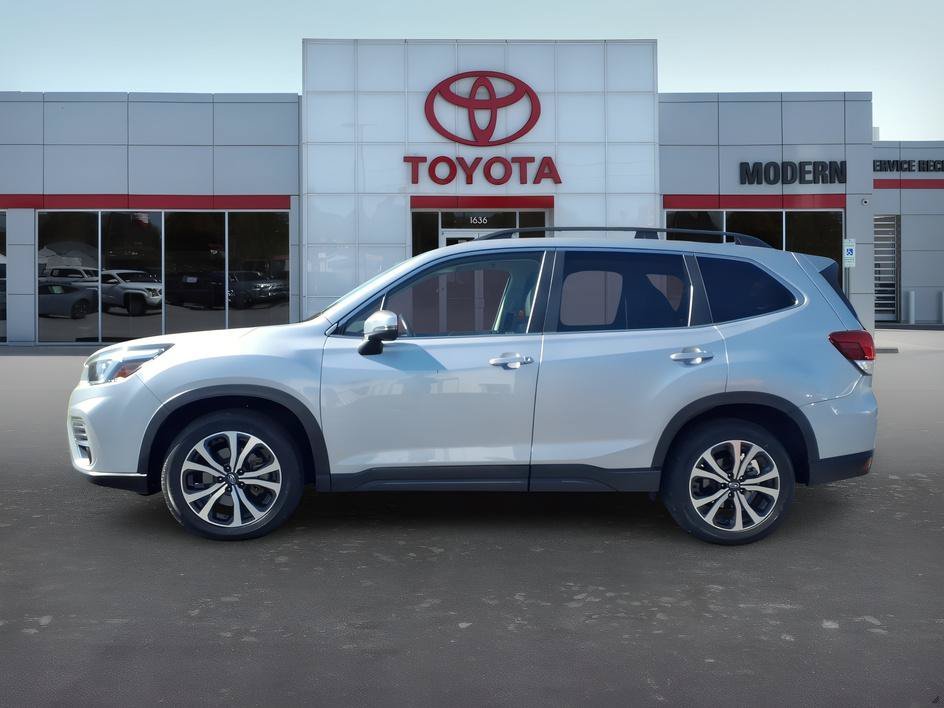 Used 2020 Ice Silver Metallic Subaru Limited image 2