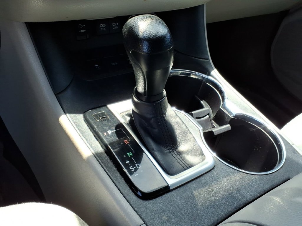 Used 2019 Celestial Silver Metallic Toyota LE image 15