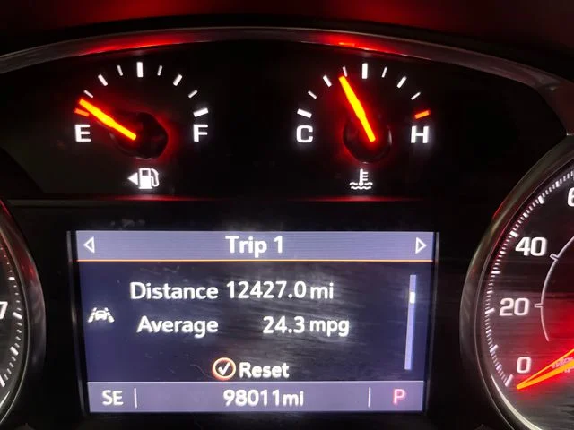 Used 2020 Gray GMC SLT image 11