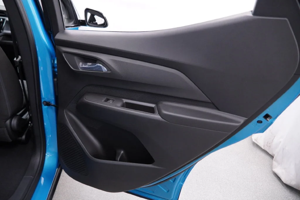 New 2027 Marina Blue Metallic Chevrolet LT image 25