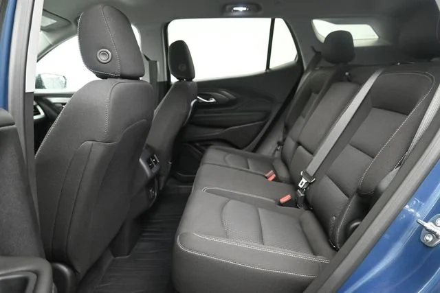 Used 2024 Downpour Metallic GMC SLE image 21