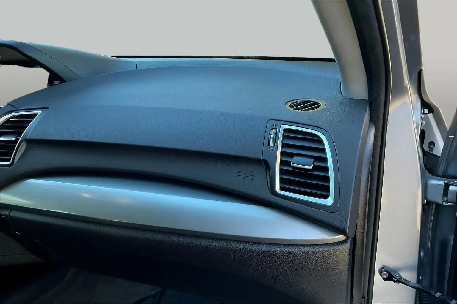 Used 2016 Slate Silver Metallic Acura Tech Pkg image 18
