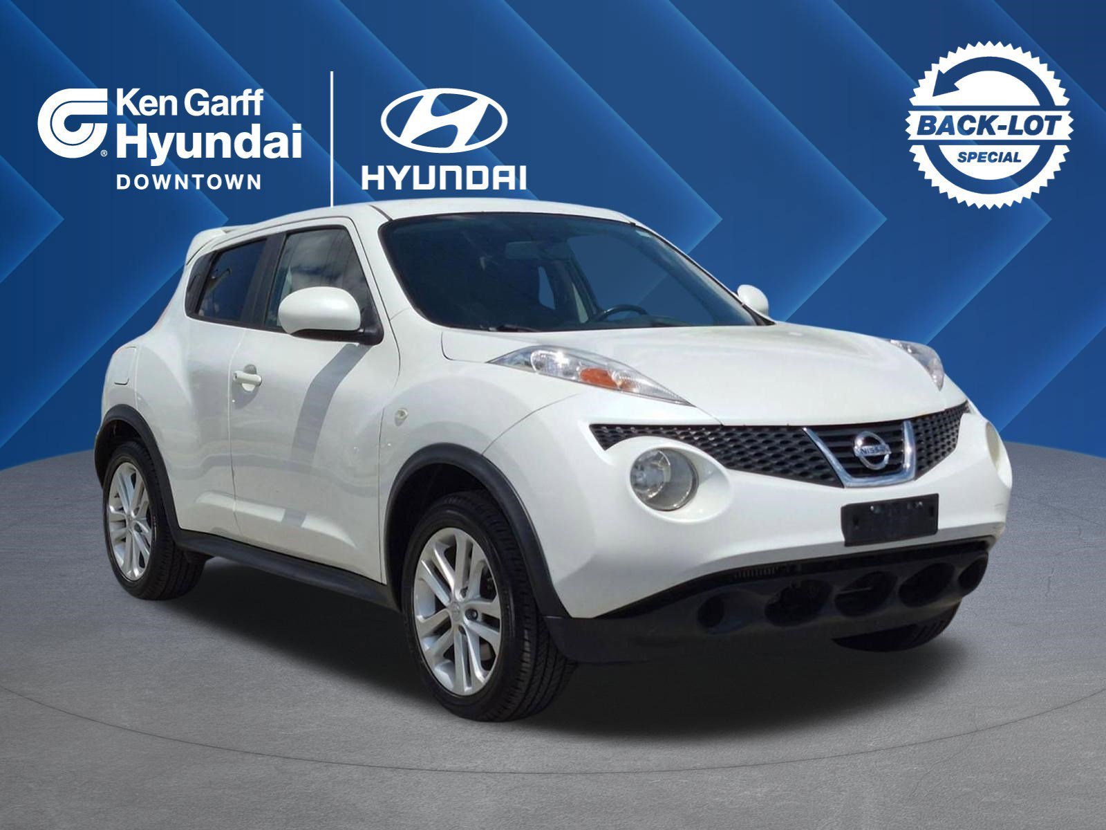 2014 Nissan Juke SV AWD CVT's photo