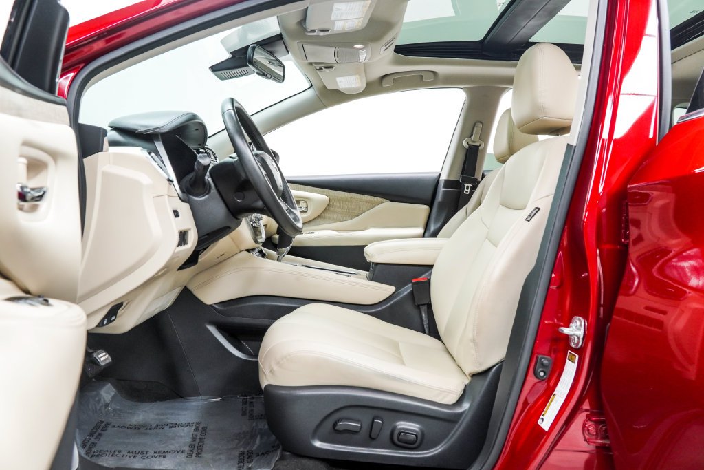Used 2021 Red Nissan SV image 16