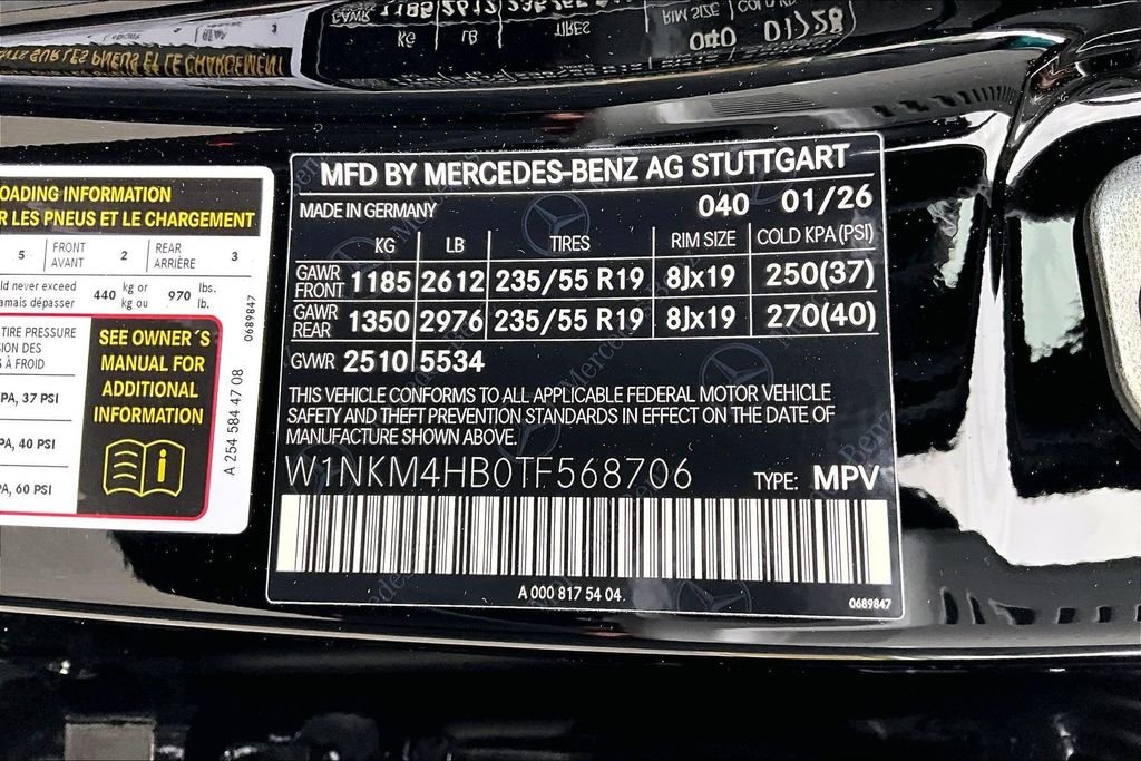 New 2026 Black Mercedes-Benz GLC 300 image 13