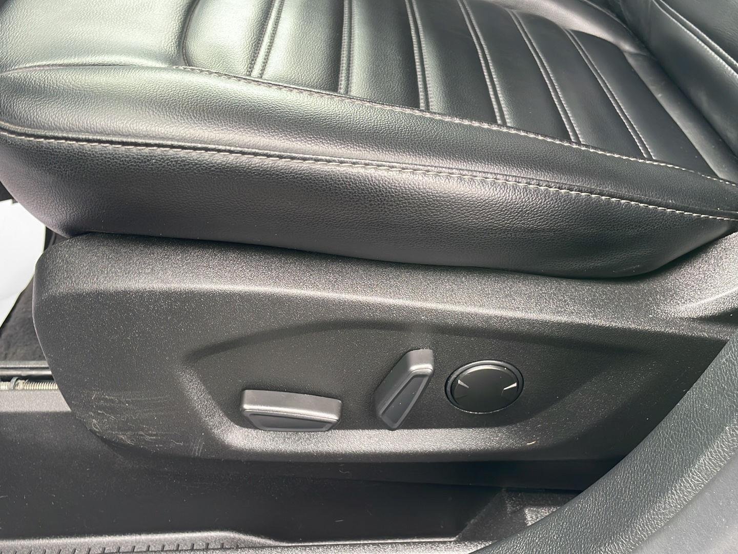 Used 2023 Agate Black Ford SEL image 11