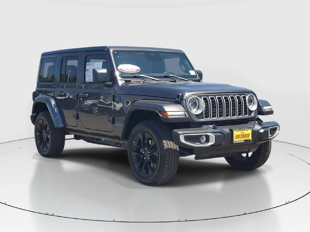 Certified Used 2025 Gray Jeep Sahara 4xe image 2