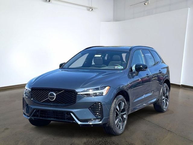 2026 Volvo XC60 B5 Core Dark AWD's photo