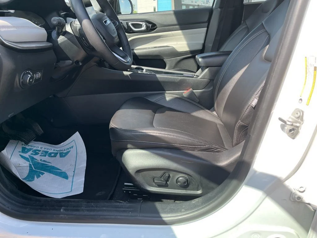 2025 Jeep Compass Limited - Photo 12