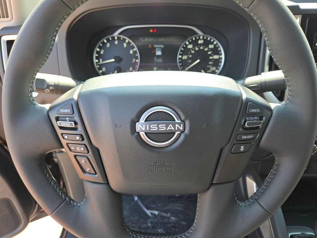 2025 Nissan Frontier SV - Photo 10