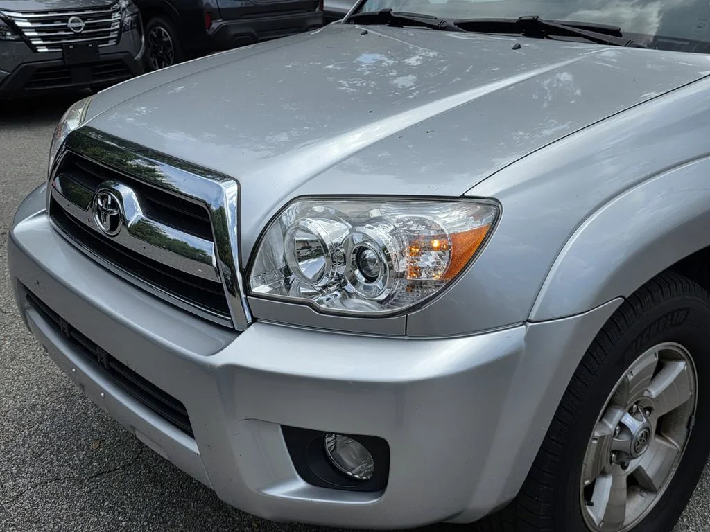 Used 2008 Silver Toyota SR5 image 6
