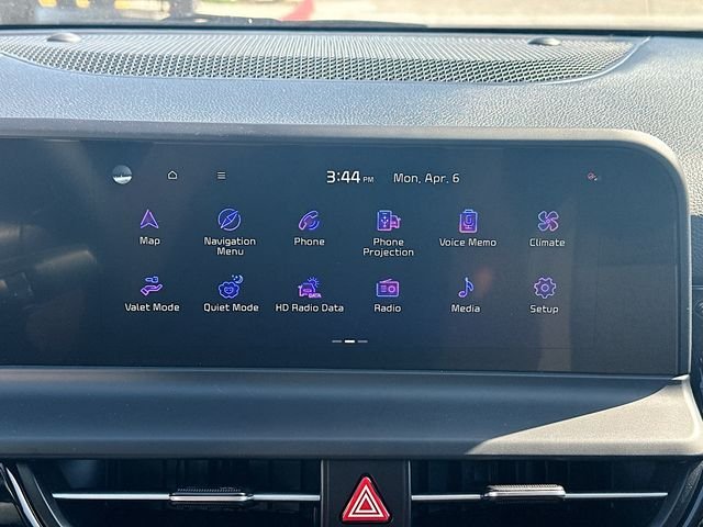 New 2026 Clear White / Black Roof Kia S image 13
